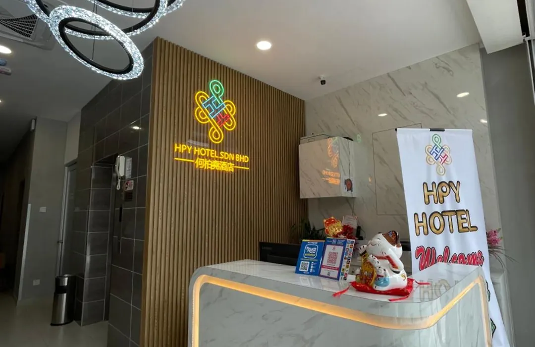 Hpy Hotel-1