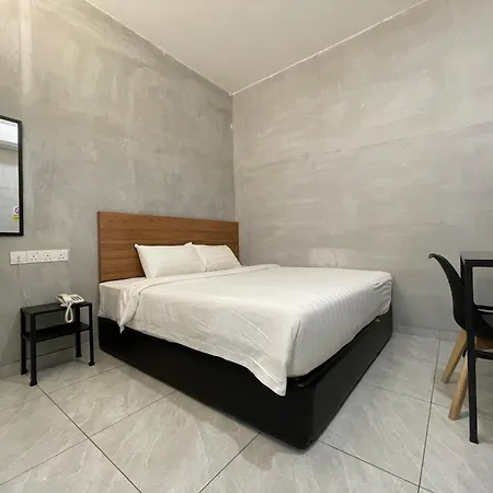 Hpy Hotel-2